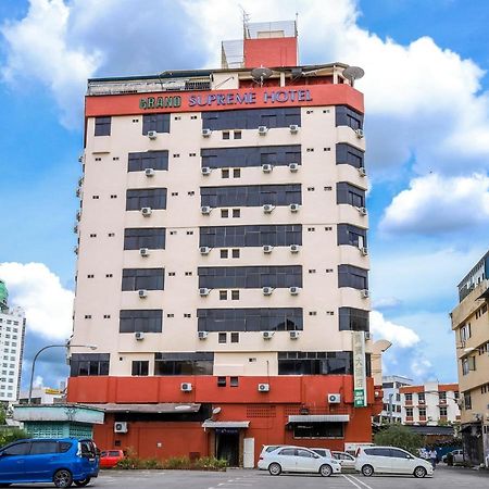 Grand Supreme Hotel Kuching Exterior foto